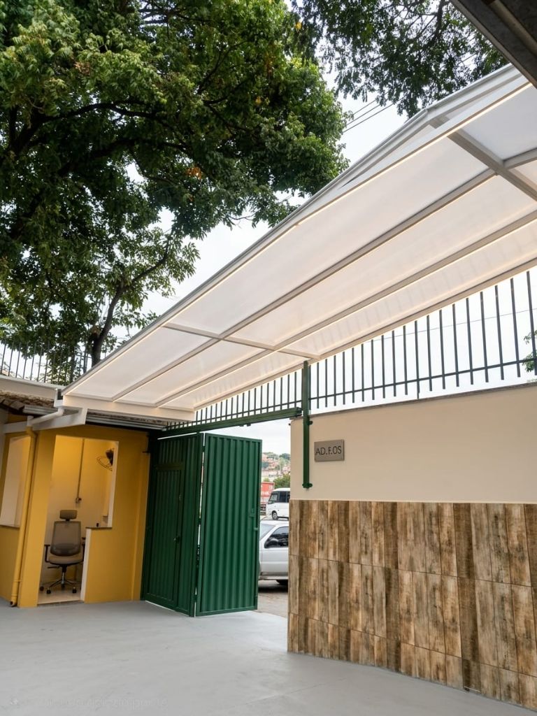 Policarbonato alveolar garagem Mateus Leme MG